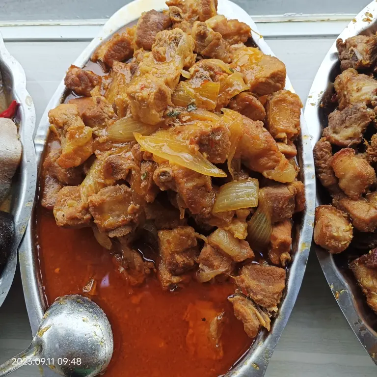 Hình ảnh Cơm Sườn Non Ram Chua Ngọt 