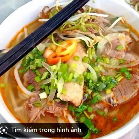 Hình ảnh Bún bò tái