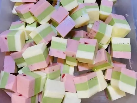 Hình ảnh Khúc Bạch Tầng