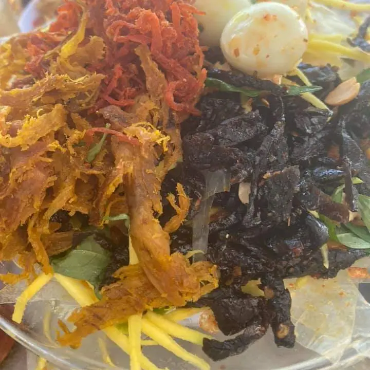 Hình ảnh Bánh Tráng Trộn Đặc Biệt (tự trộn)