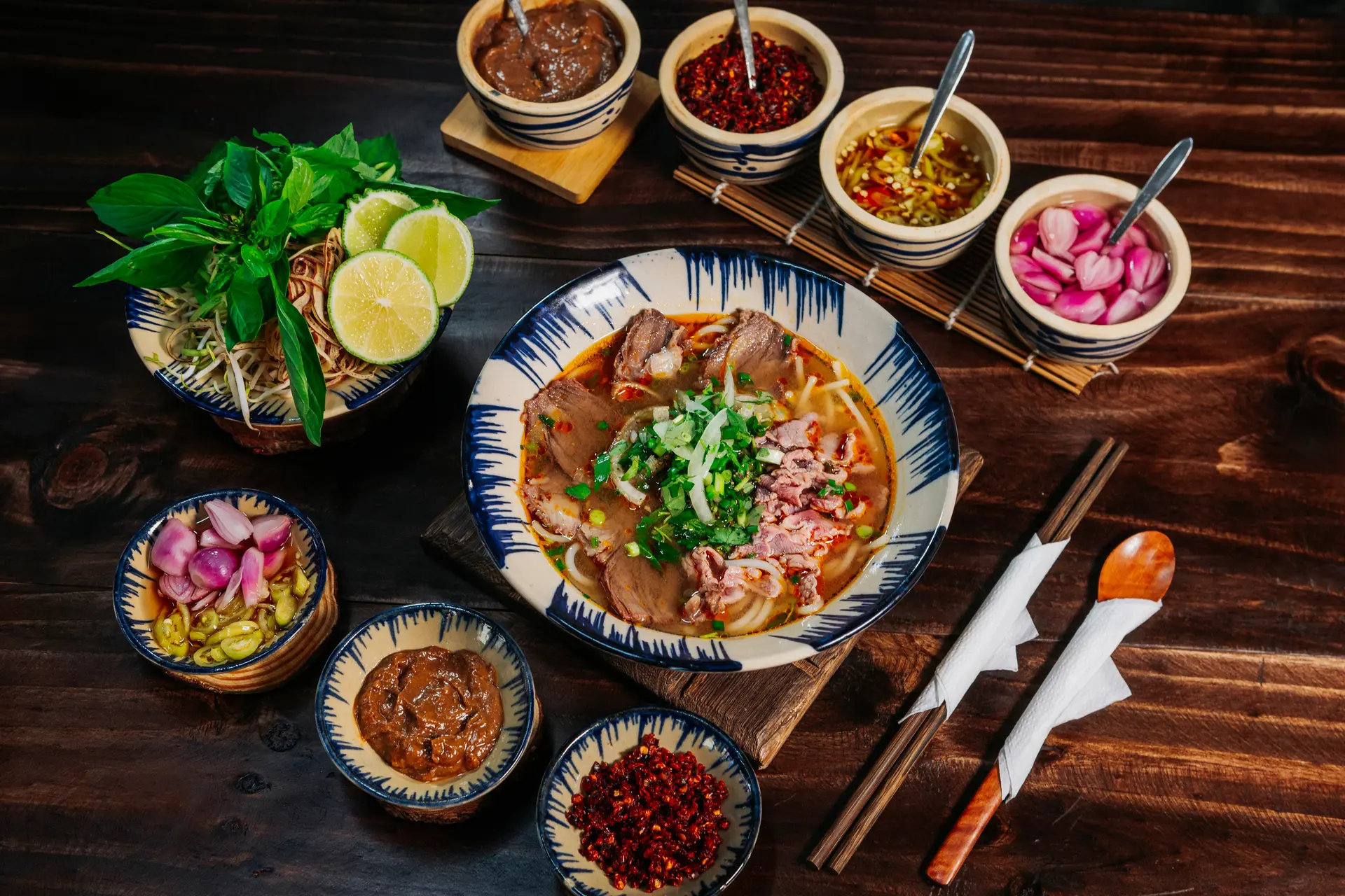 Hình ảnh Bún Bò Tái Nạm