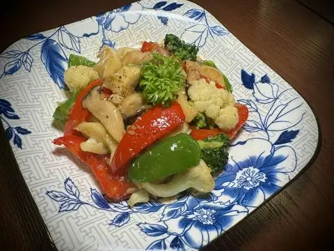 Hình ảnh Rau xào ngũ sắc
