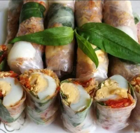Hình ảnh Bánh Tráng Cuốn Thập Cẩm