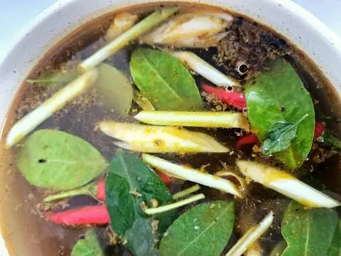 Hình ảnh nước lẩu thêm