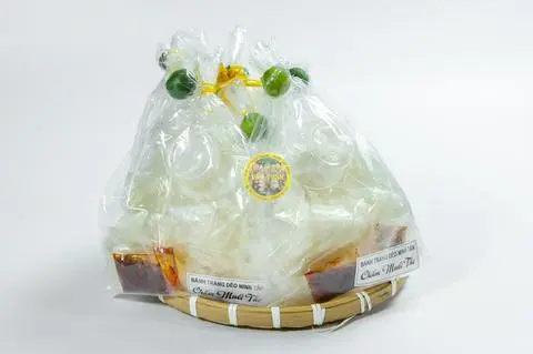 Hình ảnh Bánh Tráng Chấm Muối Tắc 