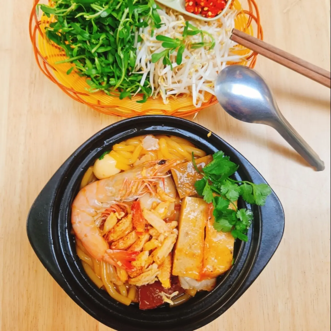 Hình ảnh Bánh canh cua tôm chả 