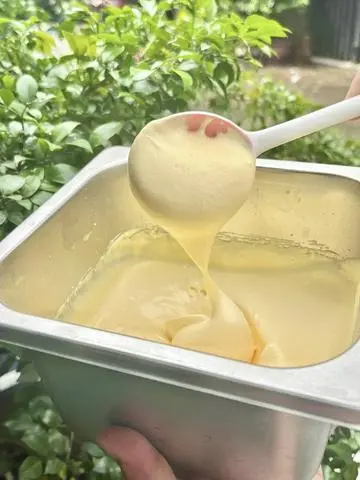 Hình ảnh Kem Trứng 