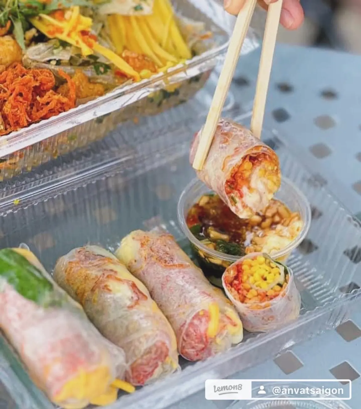 Hình ảnh Bánh tráng cuốn  sốt bơ ( Hộp 5 Cuốn )
