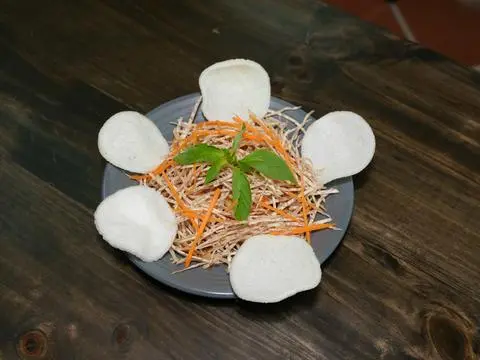 Hình ảnh Gỏi khoai môn chay