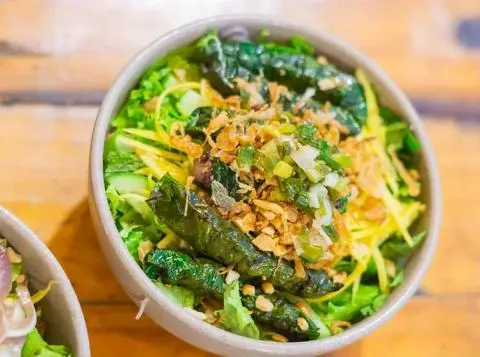 Hình ảnh Bánh hỏi bò lá lốt - thịt nướng