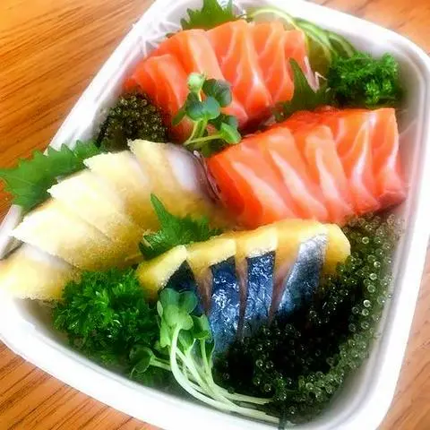 Hình ảnh Combo C21 - Cá Hồi & Cá Trích 