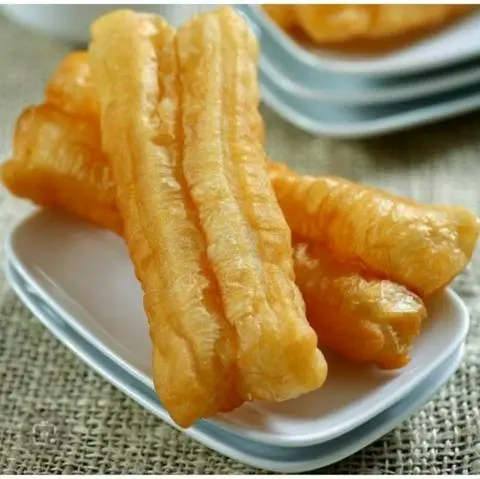 Hình ảnh quẩy giòn hà nội