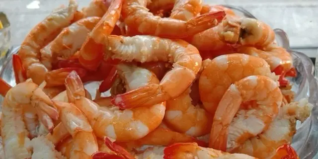 Hình ảnh Tôm thêm 1 con