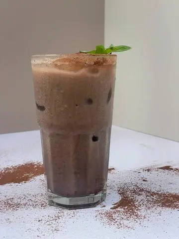 Hình ảnh Cacao sữa đá Highlander (L)