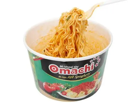 Hình ảnh Mì trộn Omachi + Trứng + Xúc Xích