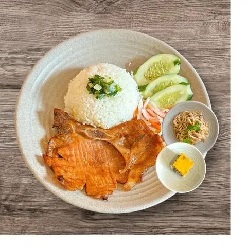 Hình ảnh Cơm tấm sườn bì chả
