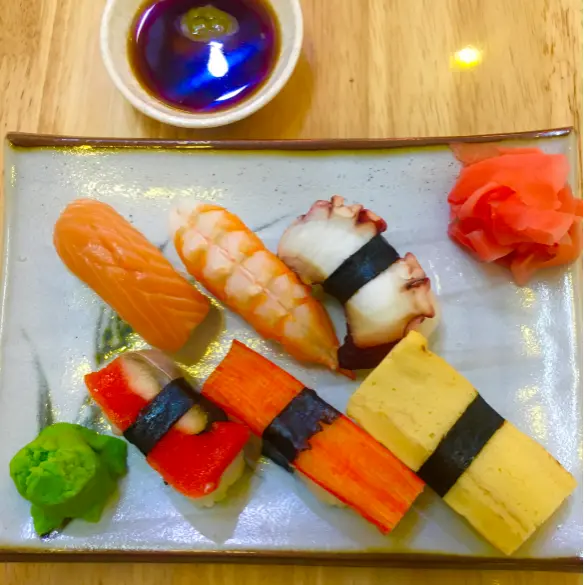 Hình ảnh Combo Sushi 1 