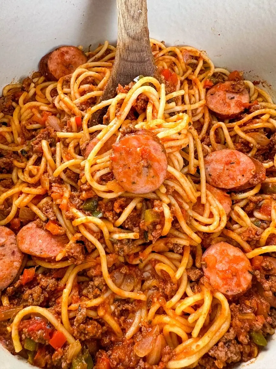 Hình ảnh Spaghetti xúc xích sốt cà