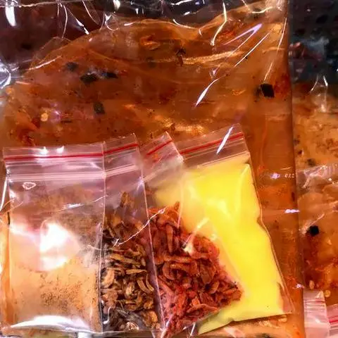 Hình ảnh Bánh tráng cuốn bơ dẻo tôm