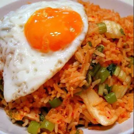 Hình ảnh Cơm Rang Kim Chi - Thịt Gà