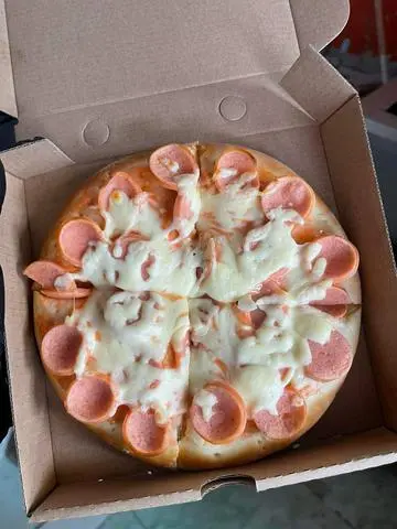 Hình ảnh Pizza Xúc Xích