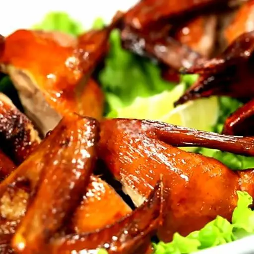 Hình ảnh Cút nướng sa tế - phần 2 con lớn