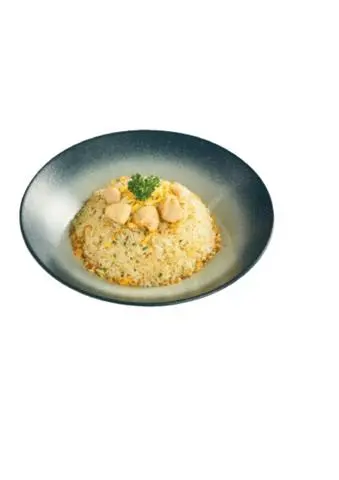 Hình ảnh Cơm Chiên Cá Mặn, Thịt Gà