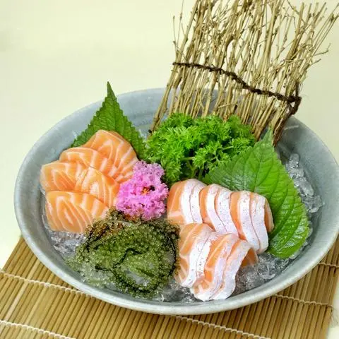 Hình ảnh COMBO SASHIMI CÁ HỒI 