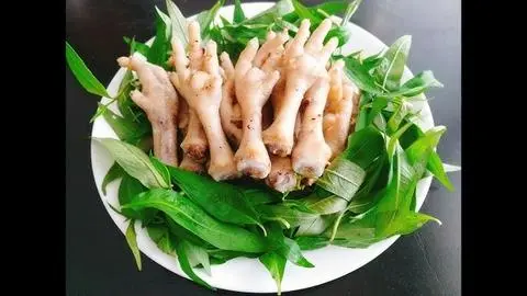 Hình ảnh Chân gà ta trộn gỏi - 1 cặp