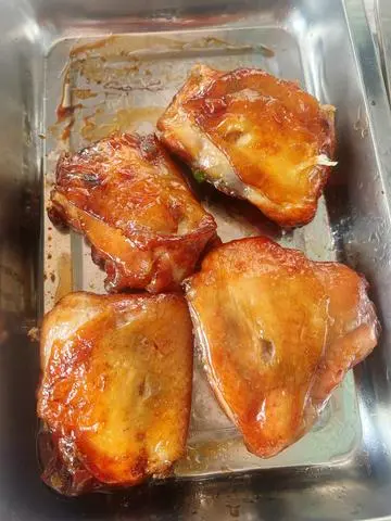 Hình ảnh Cơm má gà nướng