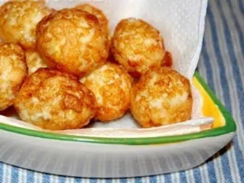 Hình ảnh trúng cút - 4 trứng 