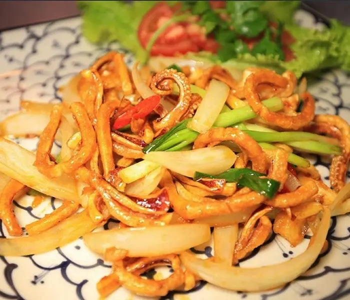 Hình ảnh Khô mực chiên nước mắm