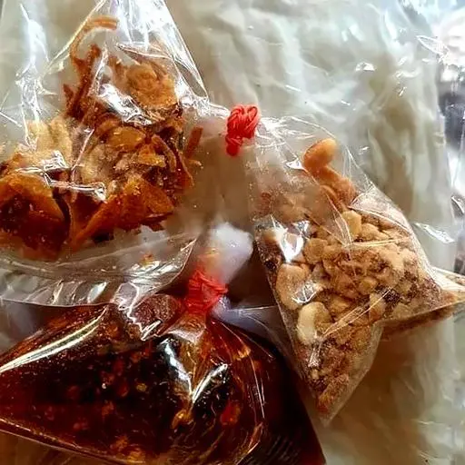 Hình ảnh Bánh tráng chấm me ăn chay được