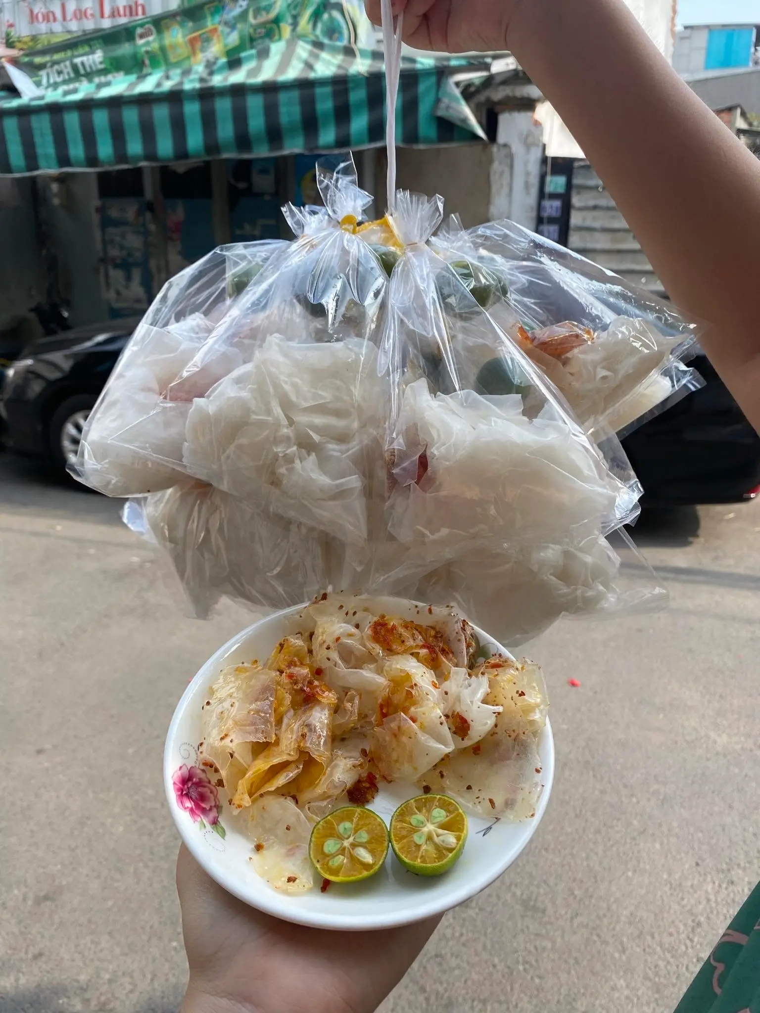 Hình ảnh Bánh tráng túm