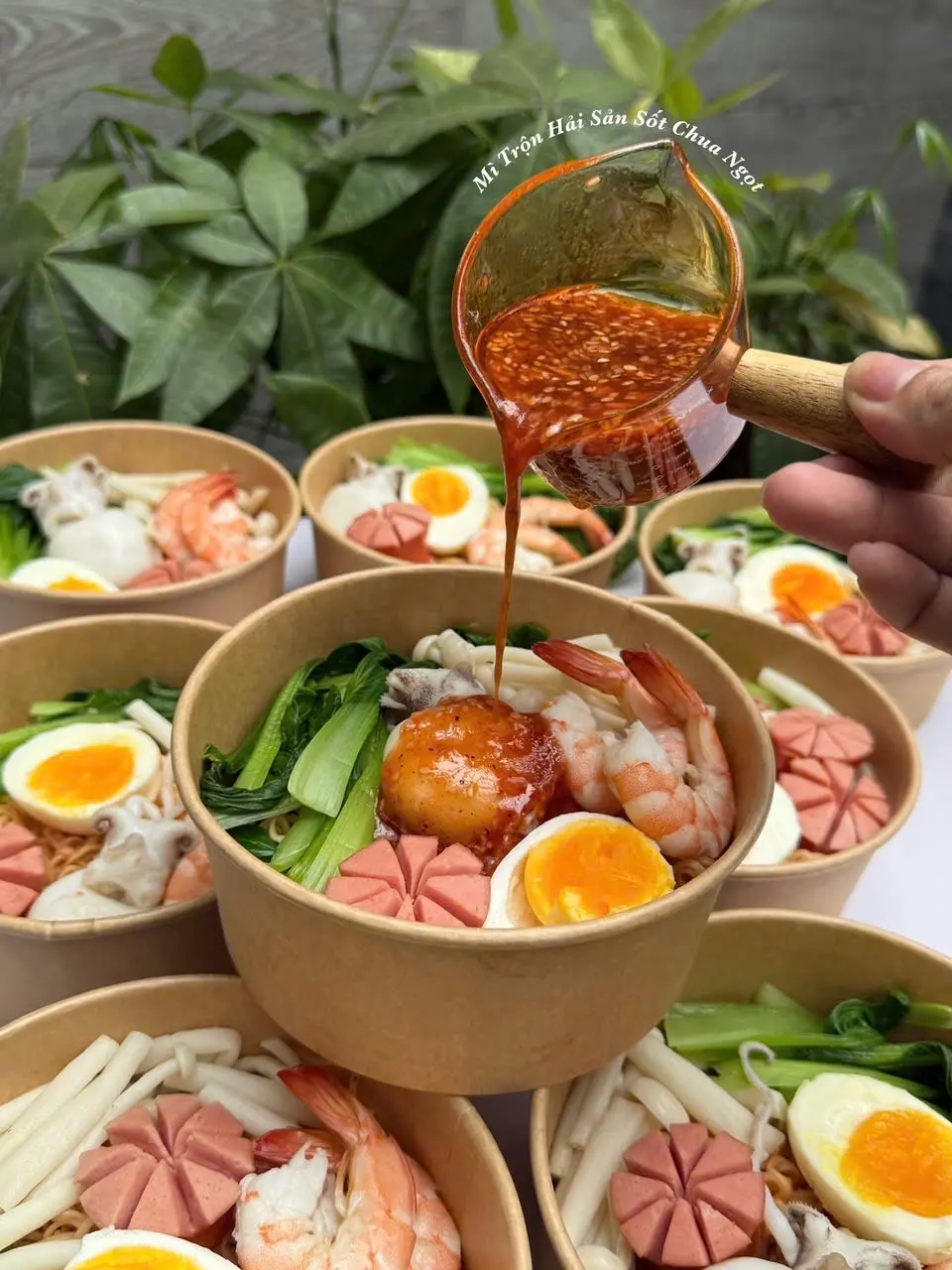 Hình ảnh Combo Mì trộn hải sản + Ly nước ngọt 