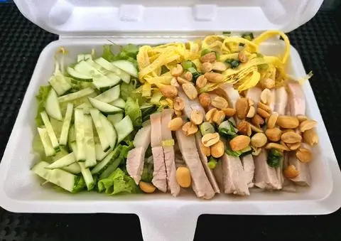 Hình ảnh Bún thịt luộc trứng chiên