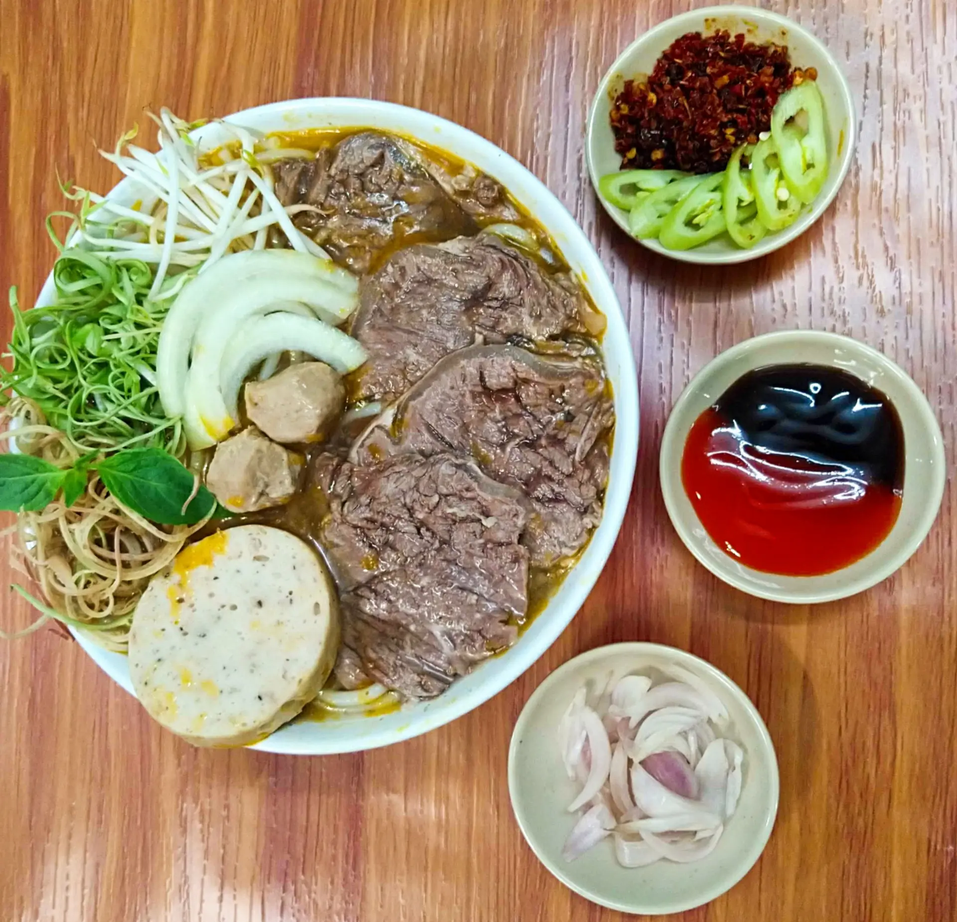 Hình ảnh Bún Bò Nạm Chả