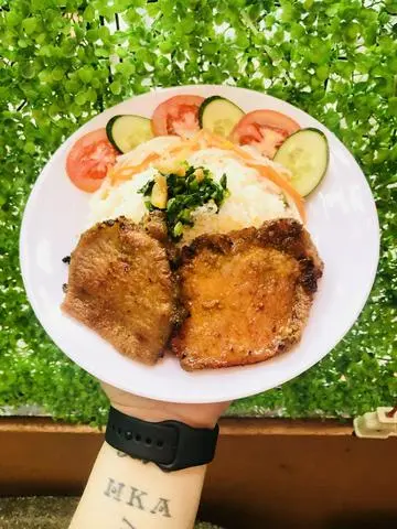 Hình ảnh Cơm Sườn Nướng