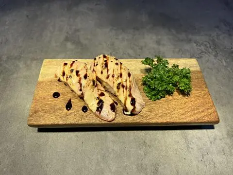 Hình ảnh Sushi cá hồi tái - A14