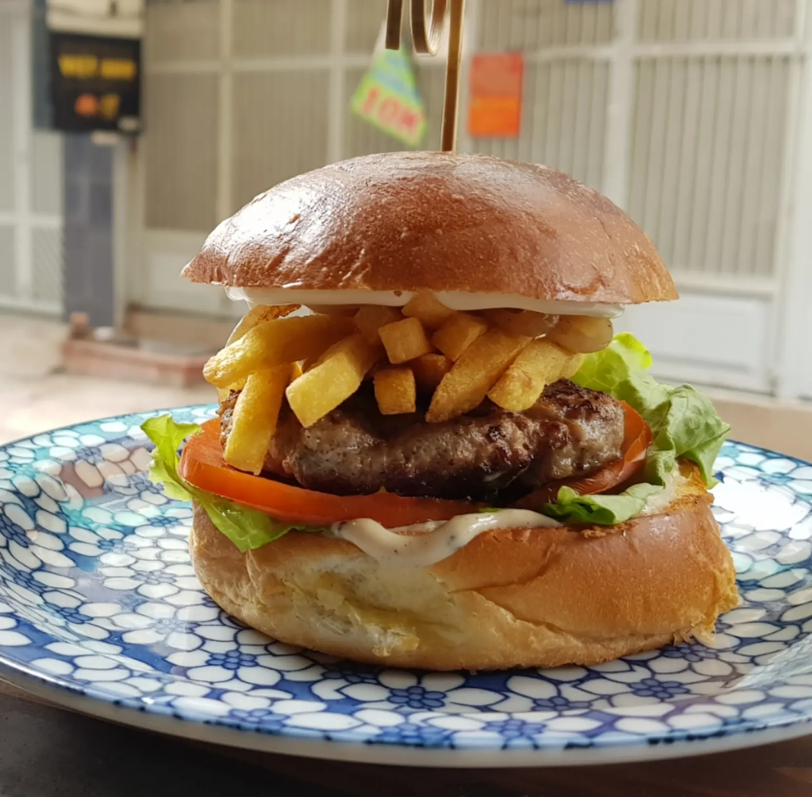 Hình ảnh Burger Bò Tây