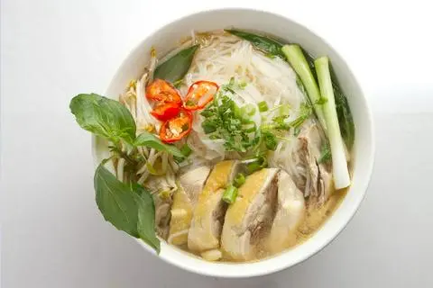 Hình ảnh Phở gà gầu