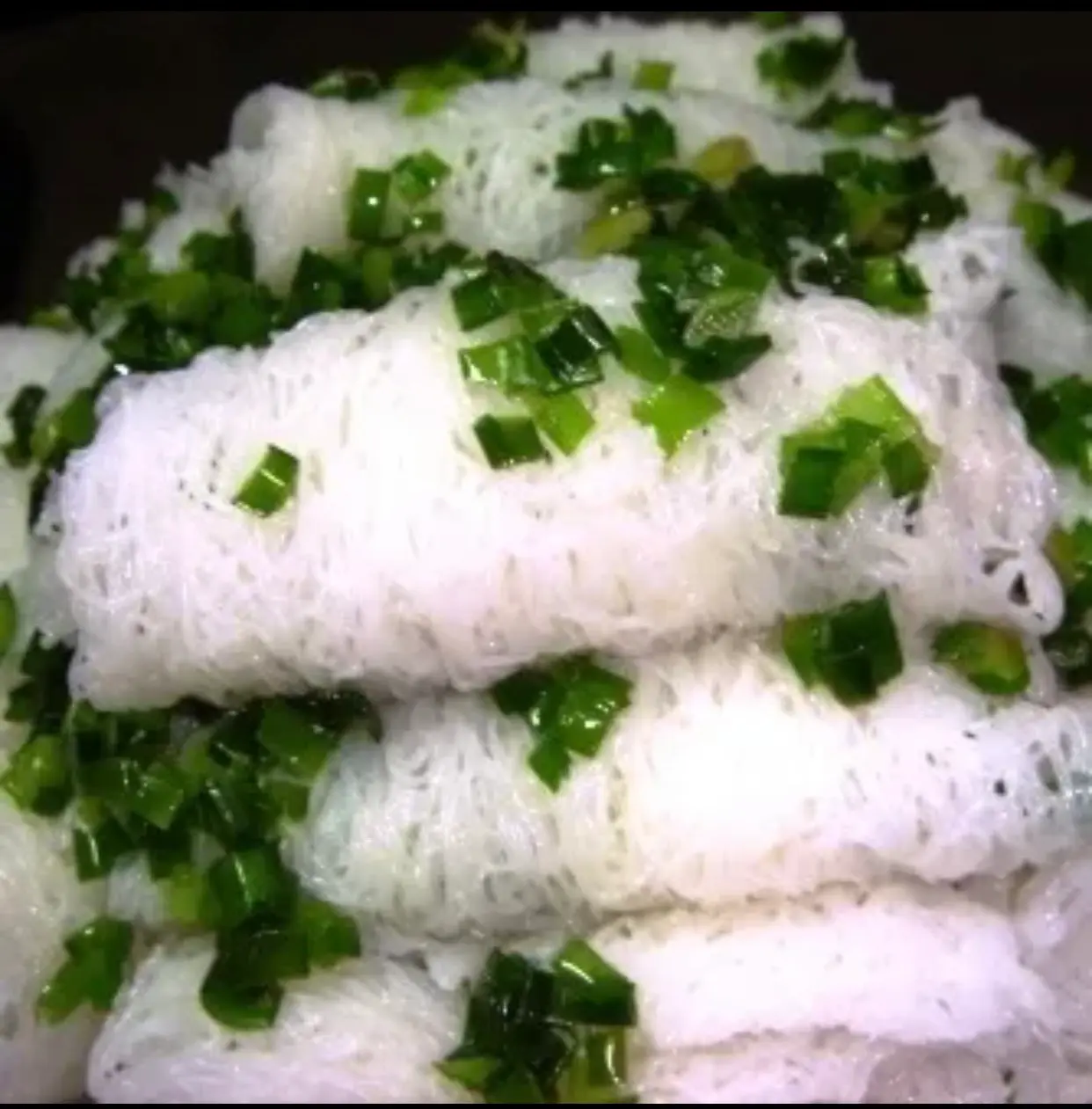 Hình ảnh Bánh hỏi + rau sống + nước mắm (không thịt)