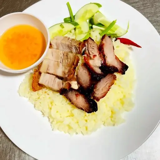 Hình ảnh Cơm heo quay - xá xíu