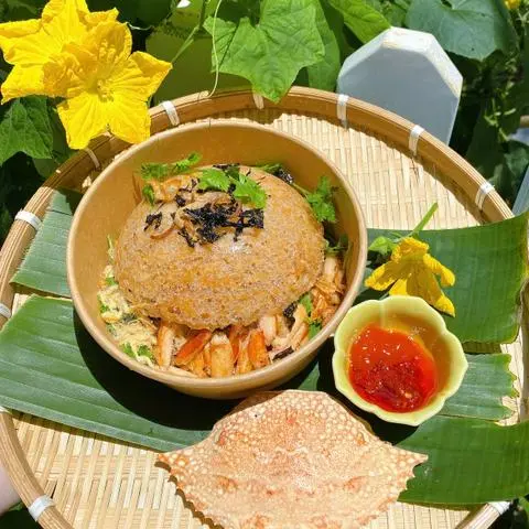 Hình ảnh Xôi ghẹ đặc biệt trứng muối