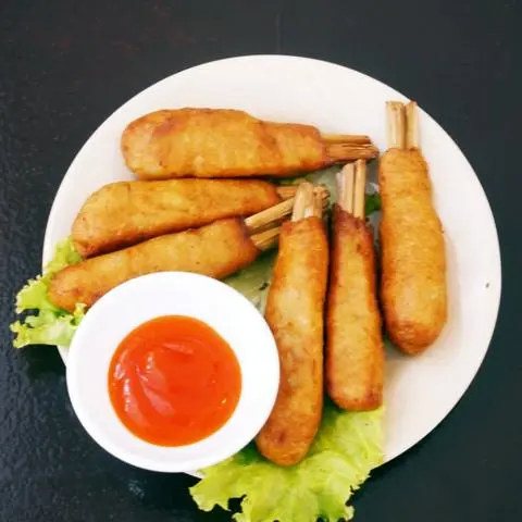 Hình ảnh Nem Gà Xả Chay Chiên