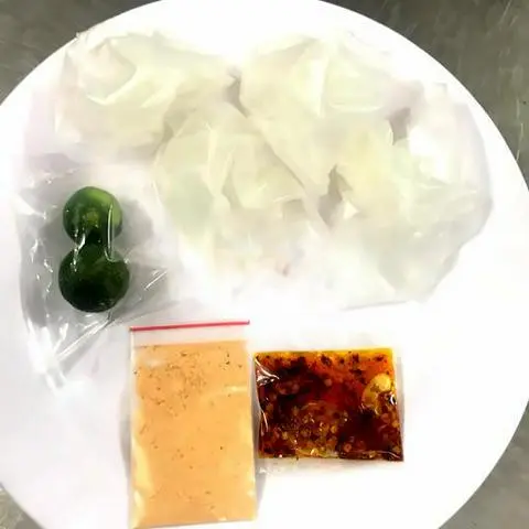 Hình ảnh Bánh tráng sate muối nhuyễn