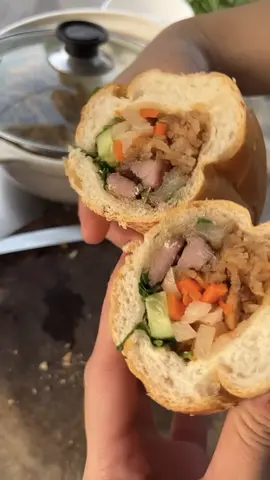 Hình ảnh Bành mì bì
