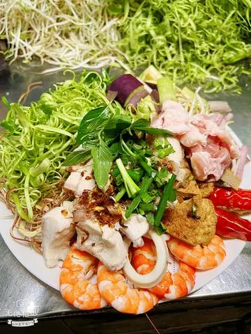 Hình ảnh lẩu mắm 4người ăn