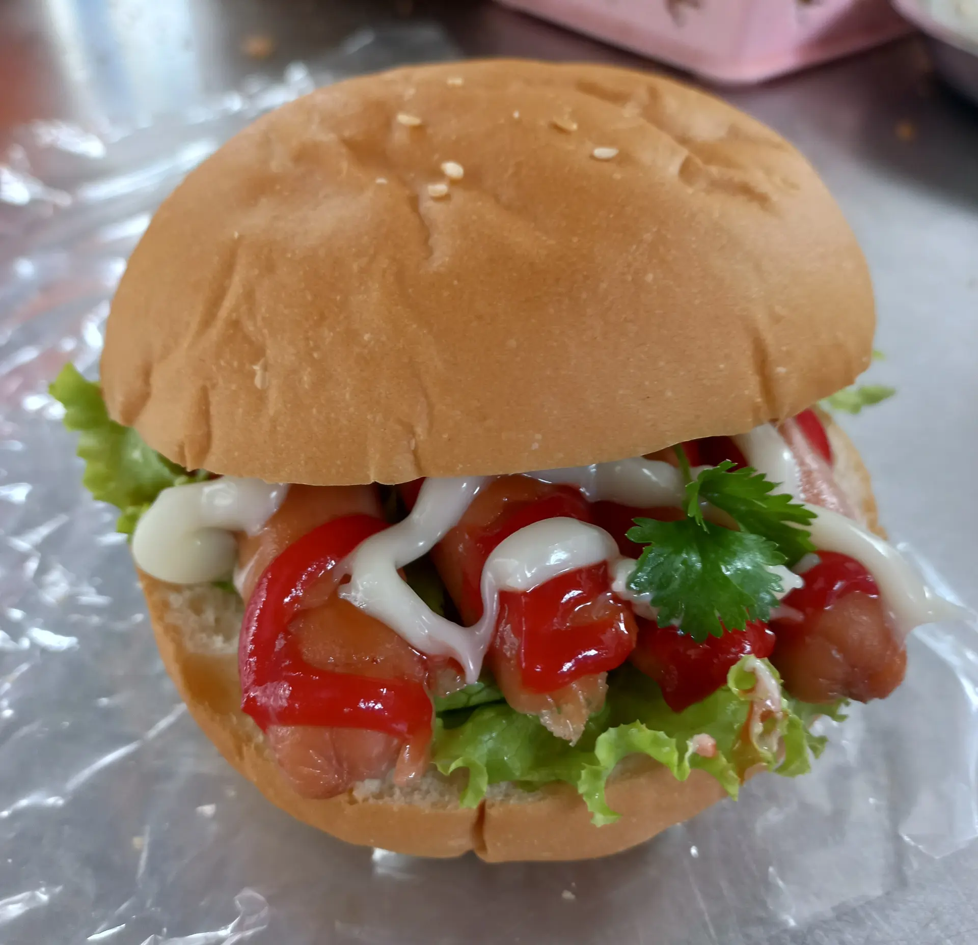 Hình ảnh Hamburger xúc xích