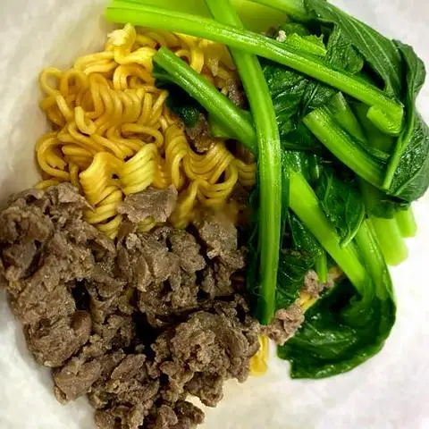 Hình ảnh Mì trộn không cay bò
